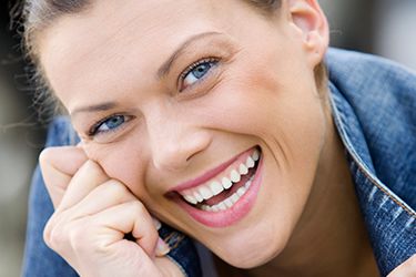 Happy woman with healthy smile